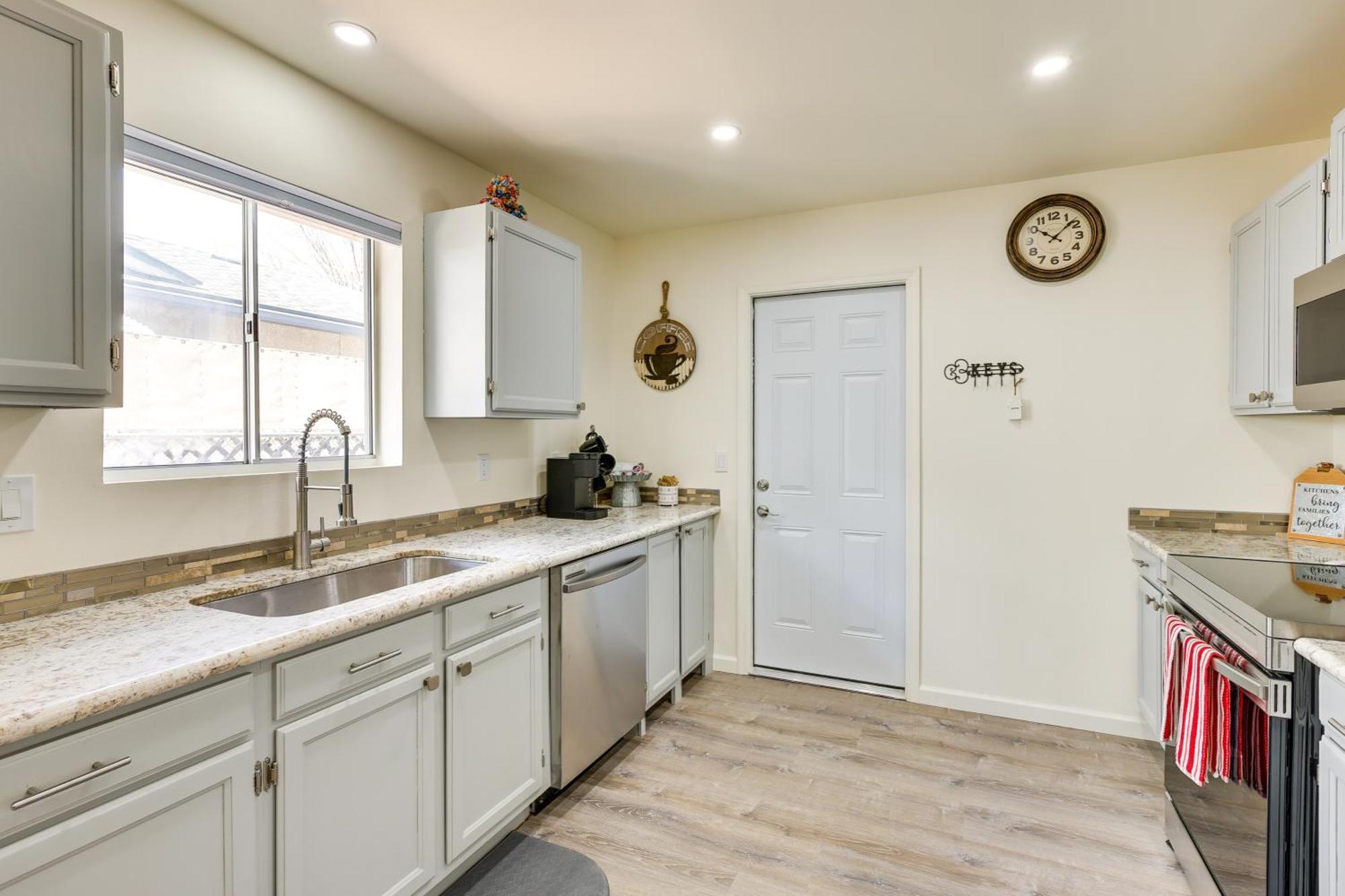 Kingman Vacation Rental With Yard And Fire Pit Exterior photo