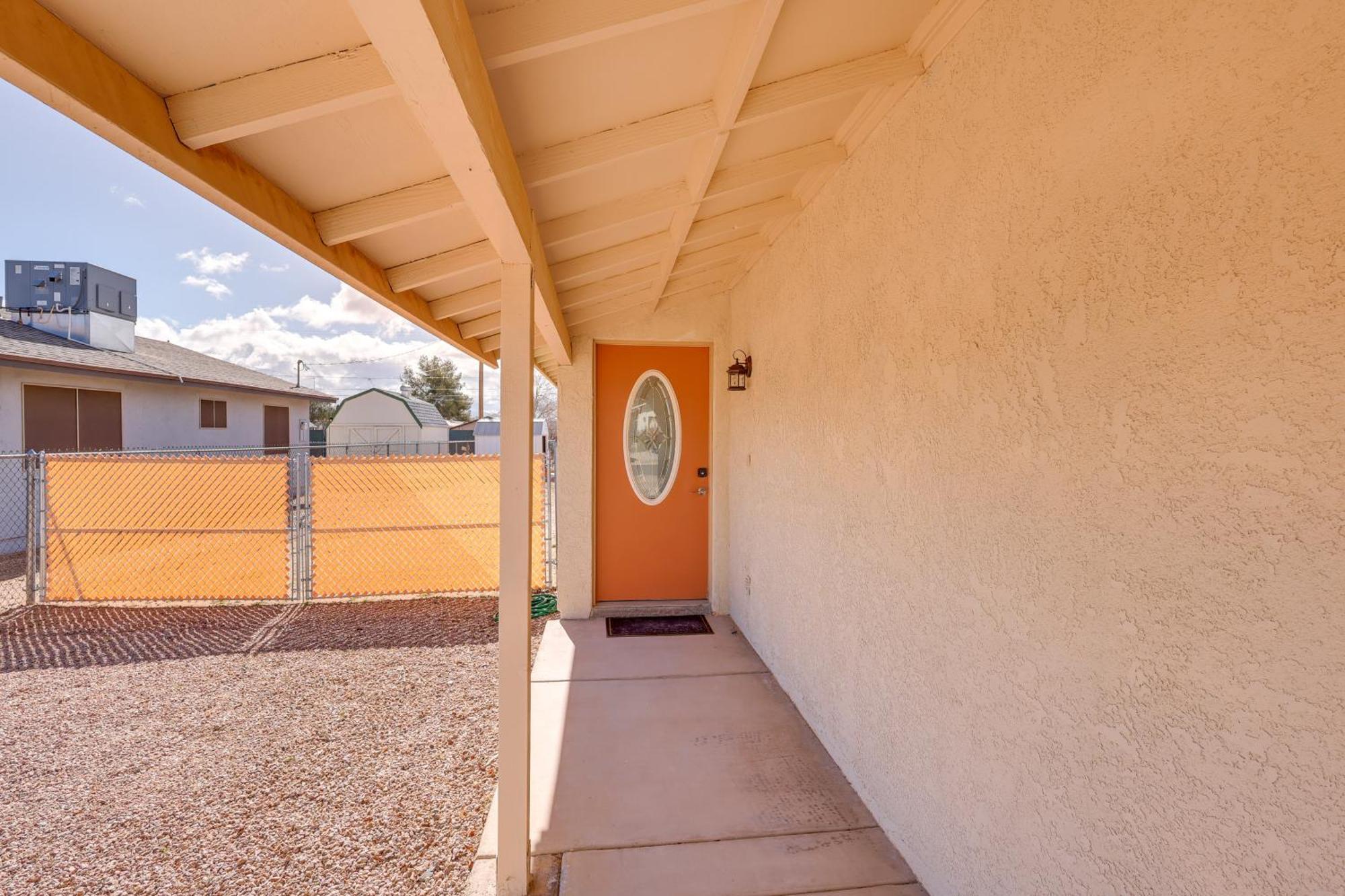 Kingman Vacation Rental With Yard And Fire Pit Exterior photo